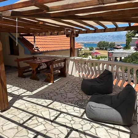 39 Apartment Vir